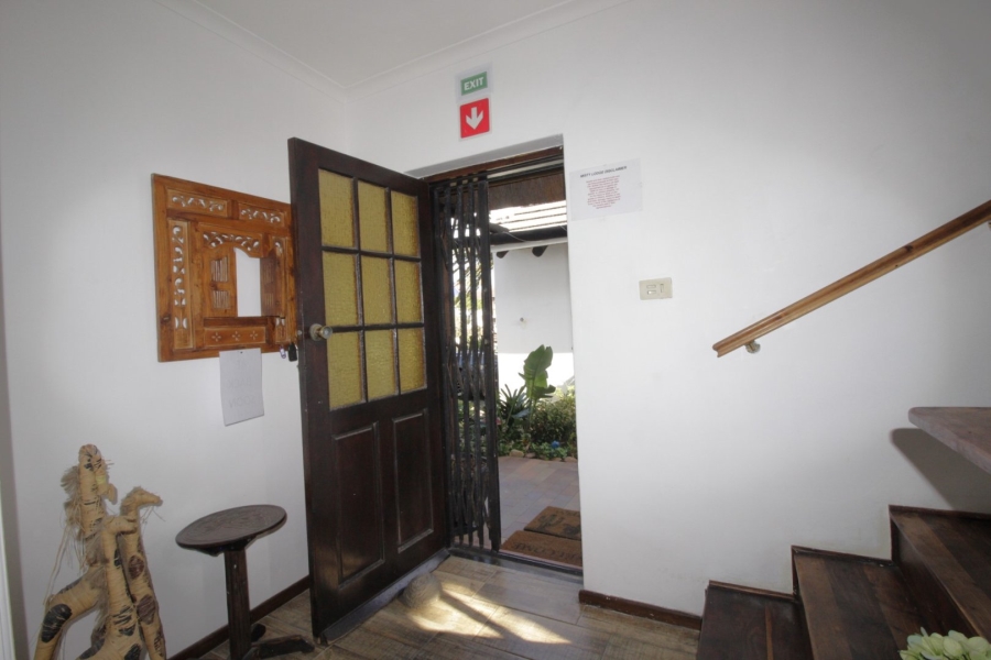 6 Bedroom Property for Sale in Ferreira Town Eastern Cape